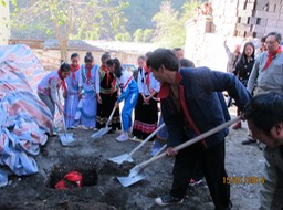 福贡县马吉乡旺基独完小教学楼麥仲符僑心樓奠基 (32)